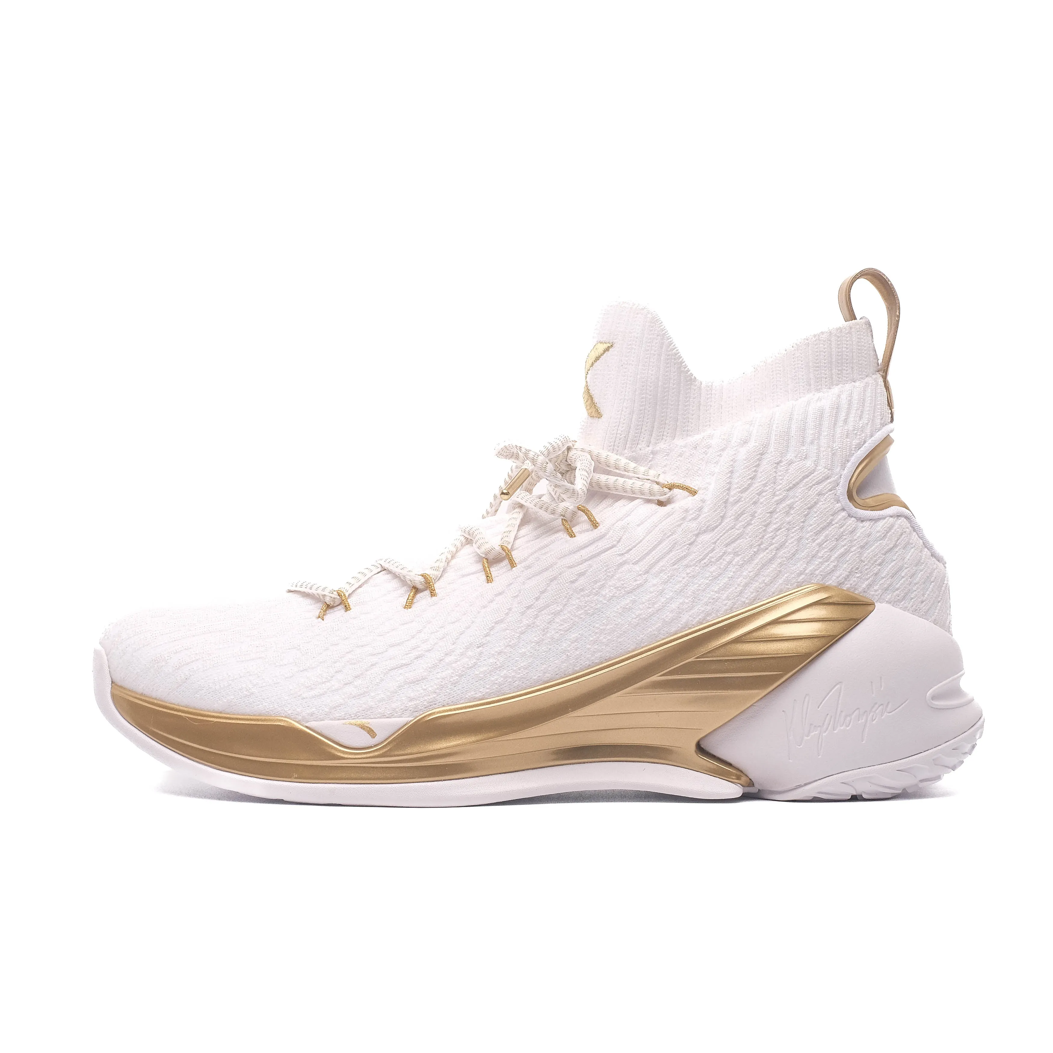 ANTA Men Klay Thompson KT 4 Legacy Basketball Shoes