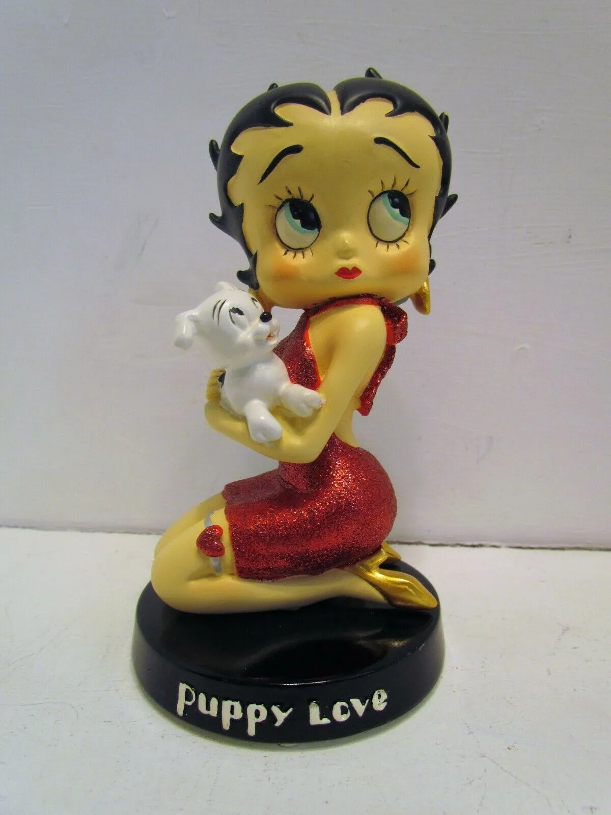 Betty Puppy Love Figurine    Retired