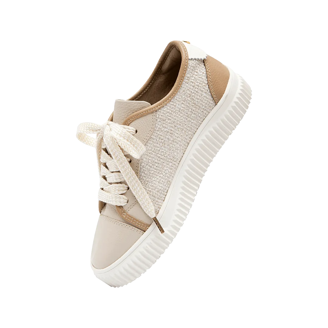 Cappuccino-colored tennis shoes in sand white leather