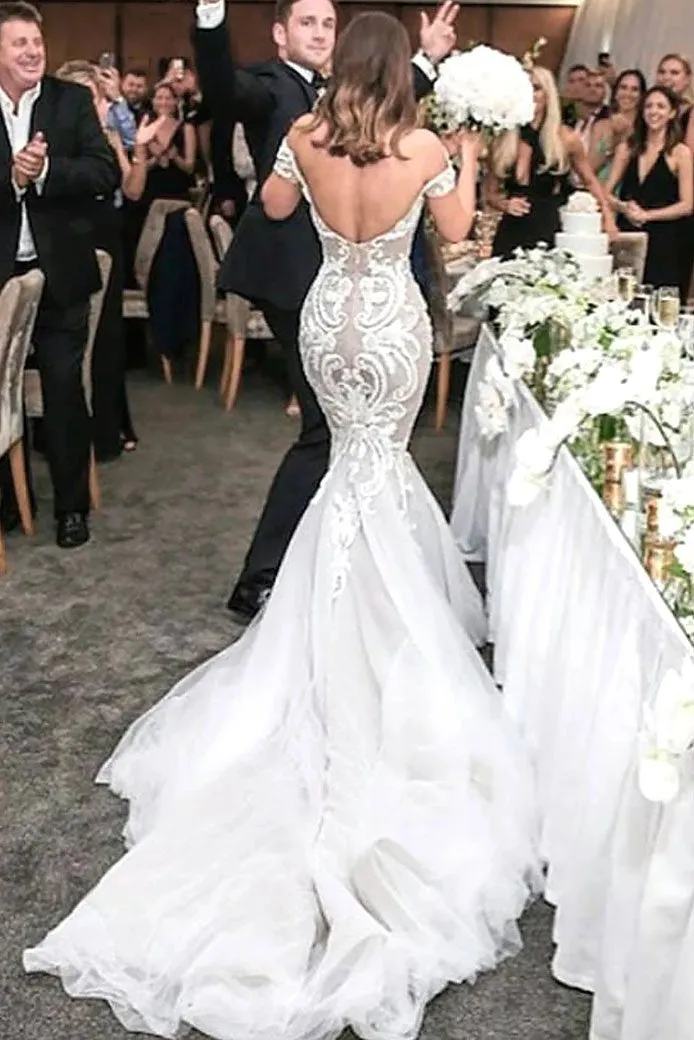 Charming Mermaid Style Off-the-Shoulder Sweep Train Lace Wedding Dress UQ2500