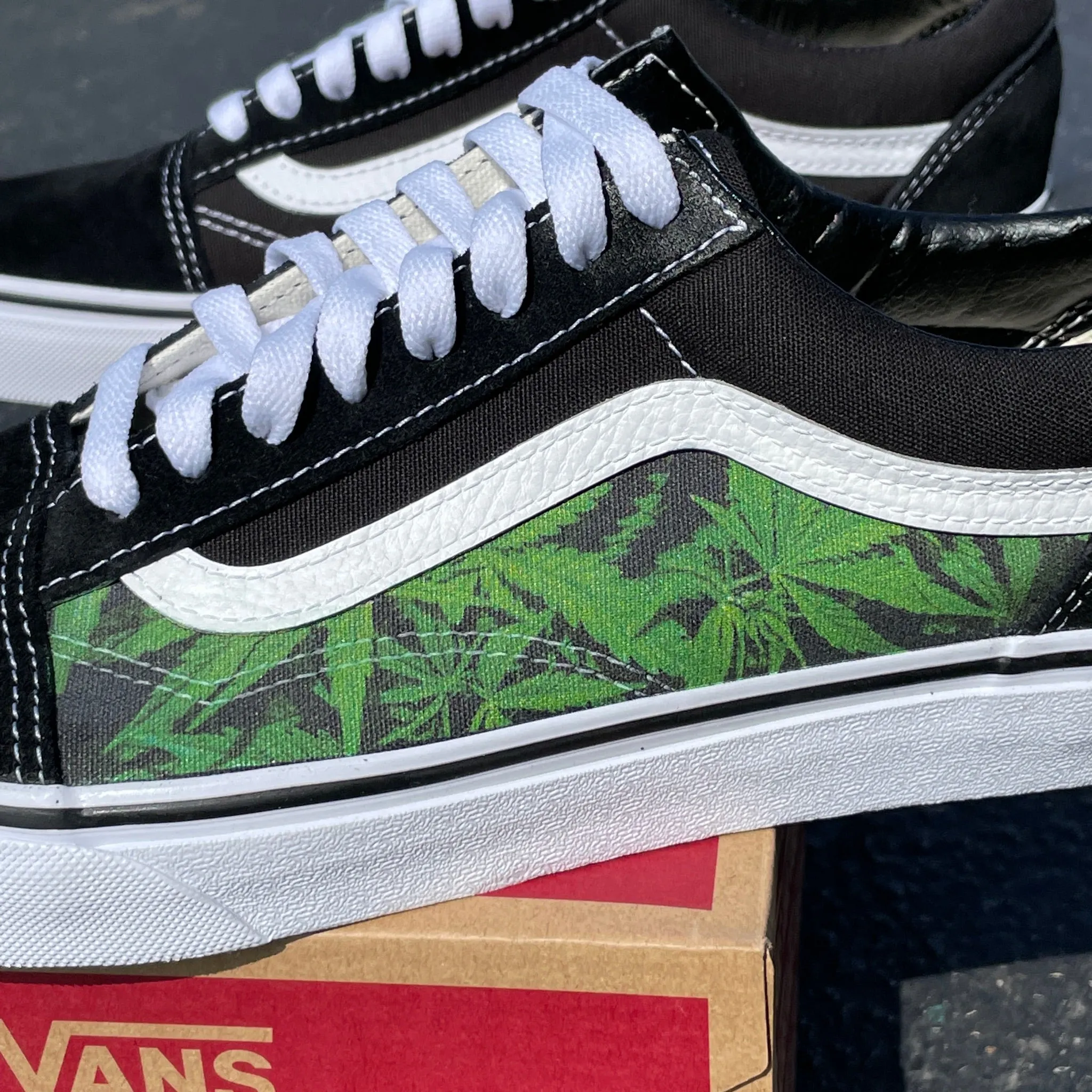 Custom Marijuana Theme Vans Old Skool Shoes