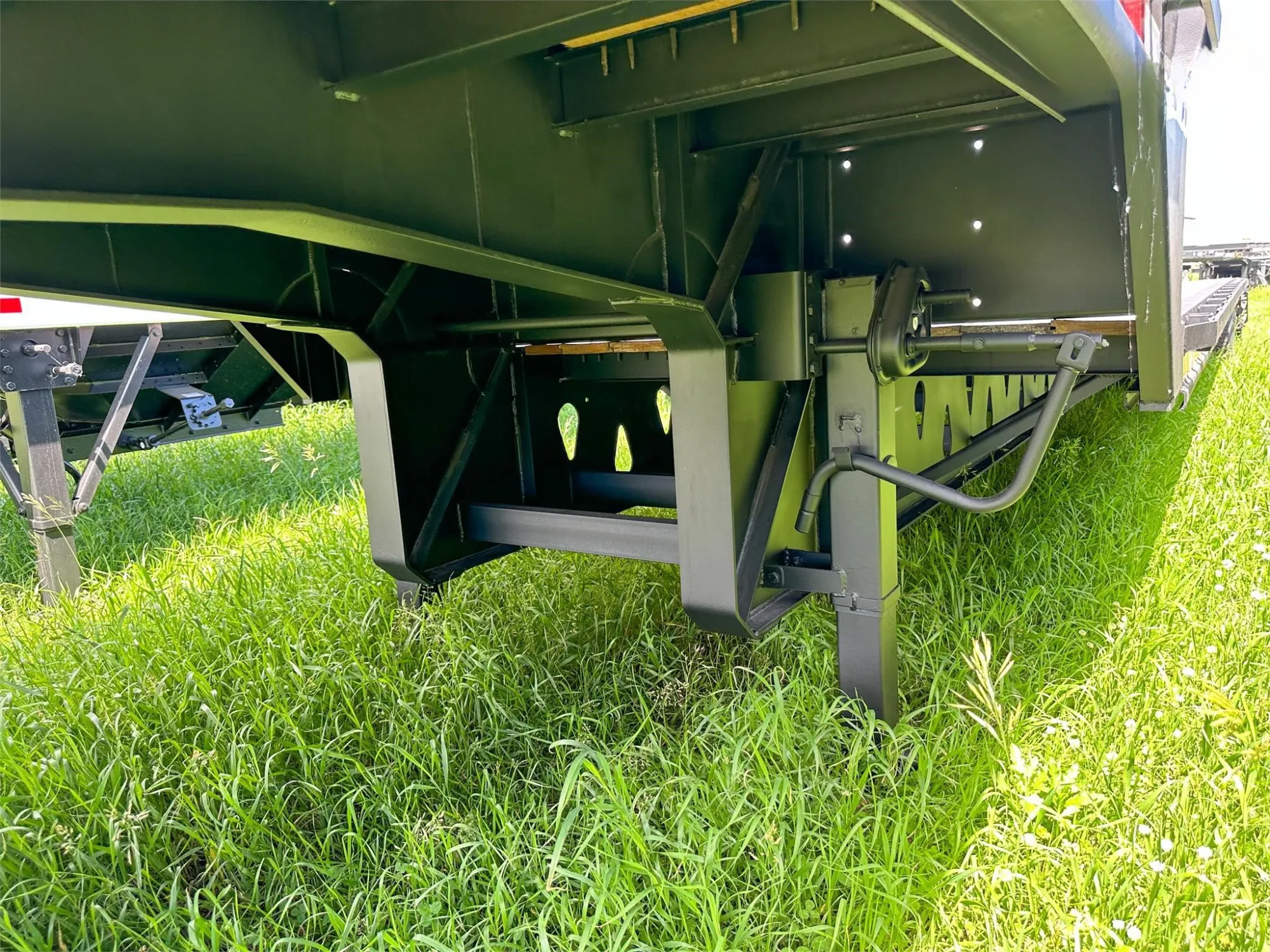 Demco Tandem Axle Drop Deck Trailers   5' Beaver Tail with Twin Ramps | Model DD40-5 & DD45-5 | Length 40ft To 45ft | For Tractors