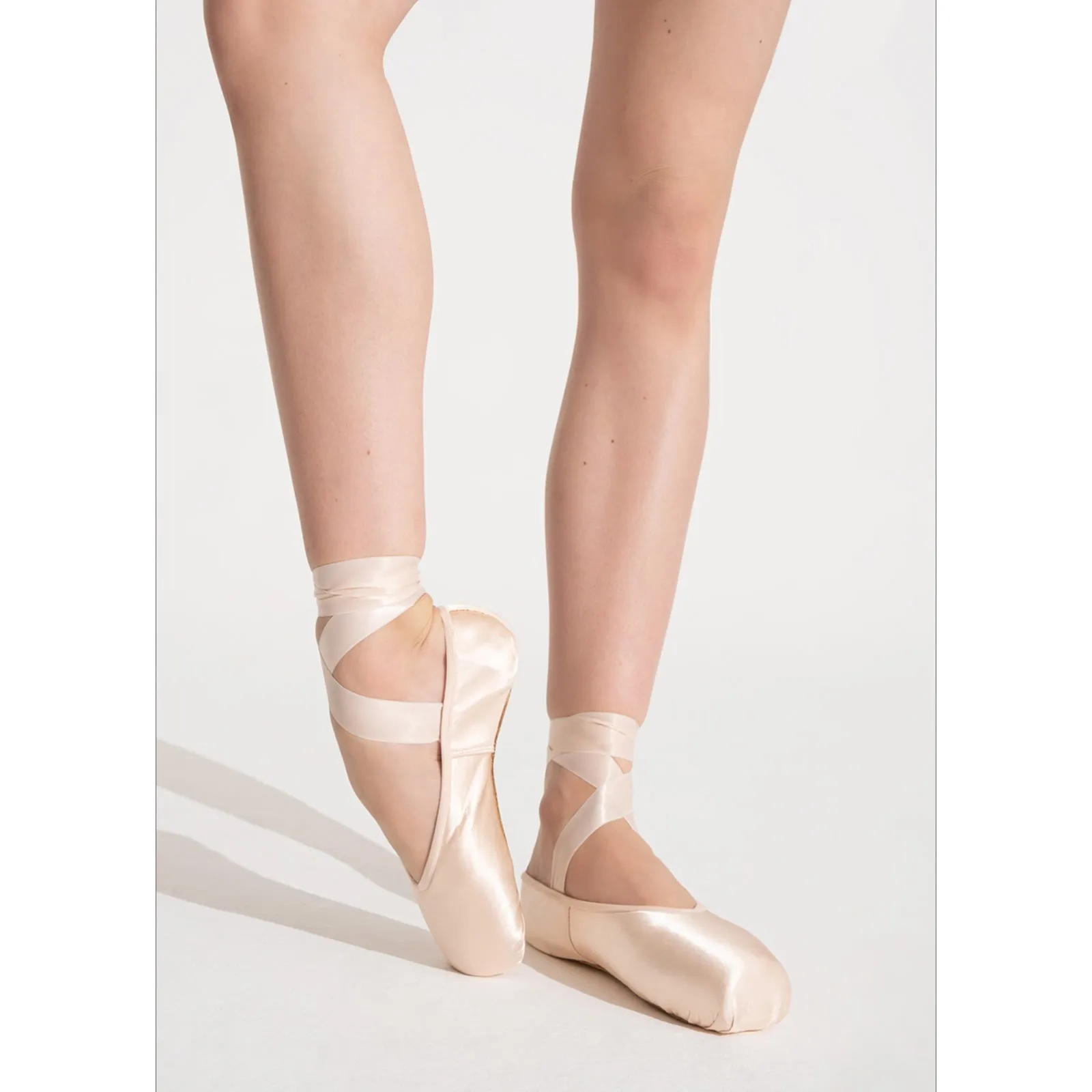 Nikolay StarPointe Pointe Shoes - Medium Flexible Shank