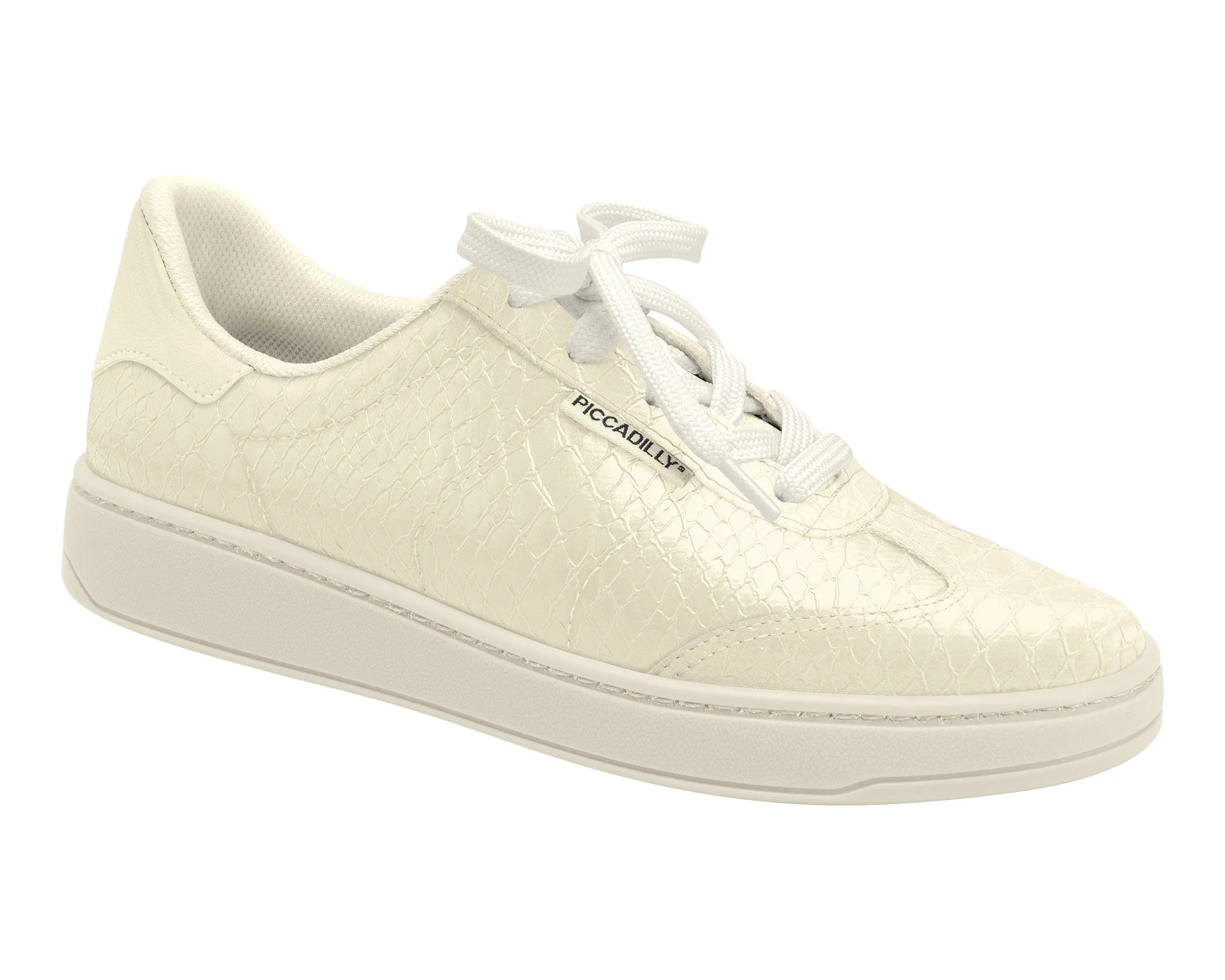 Piccadilly Ref: 985009-07 features a pair of must-have white sneakers for your wardrobe.