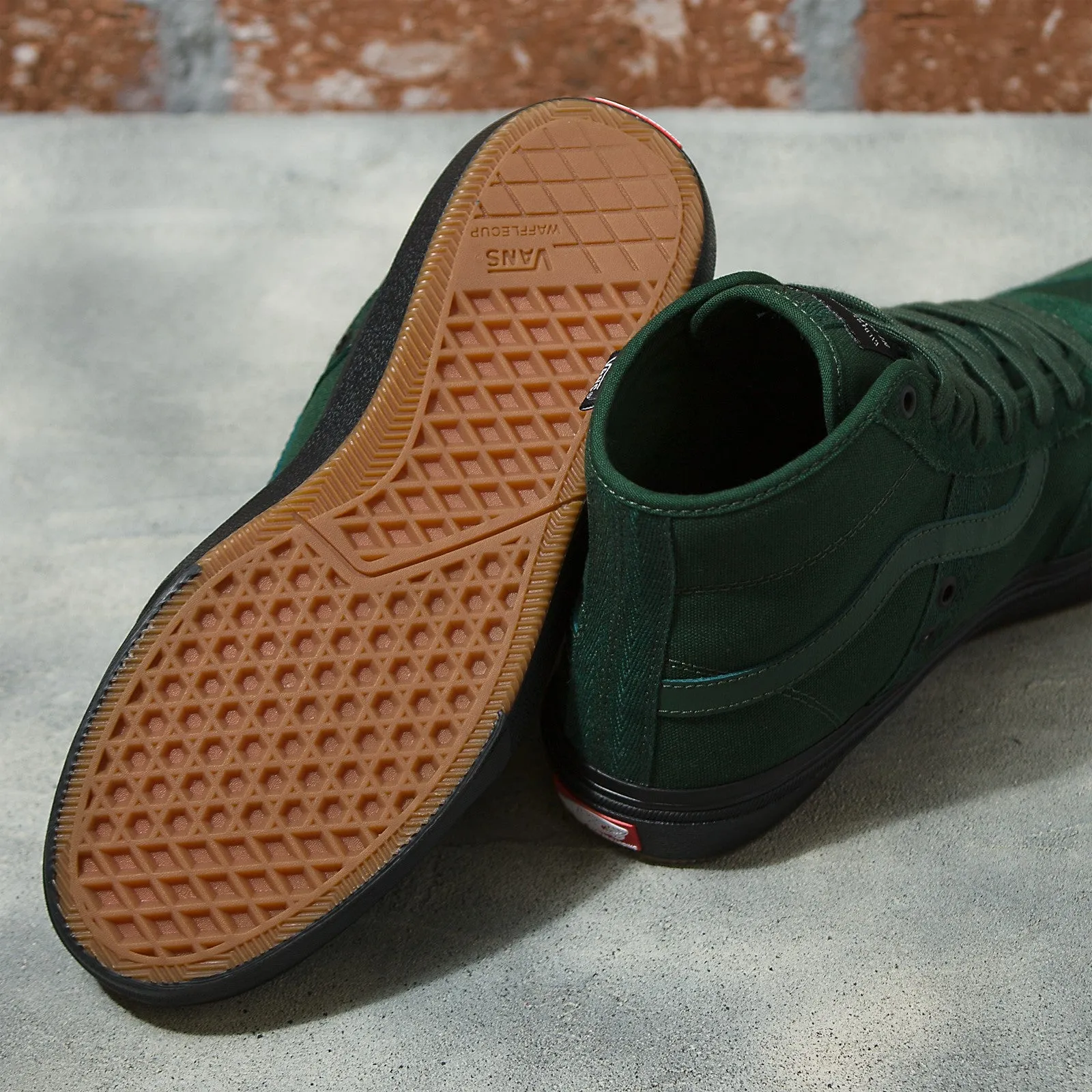 Vans Gilbert Crockett High Skateboard Shoe - Dark Green/Black